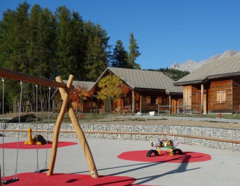 The leisure center is located right next to the residence and offers many activities for the whole family 